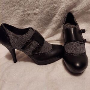 Dexflex comfort heeled shoes